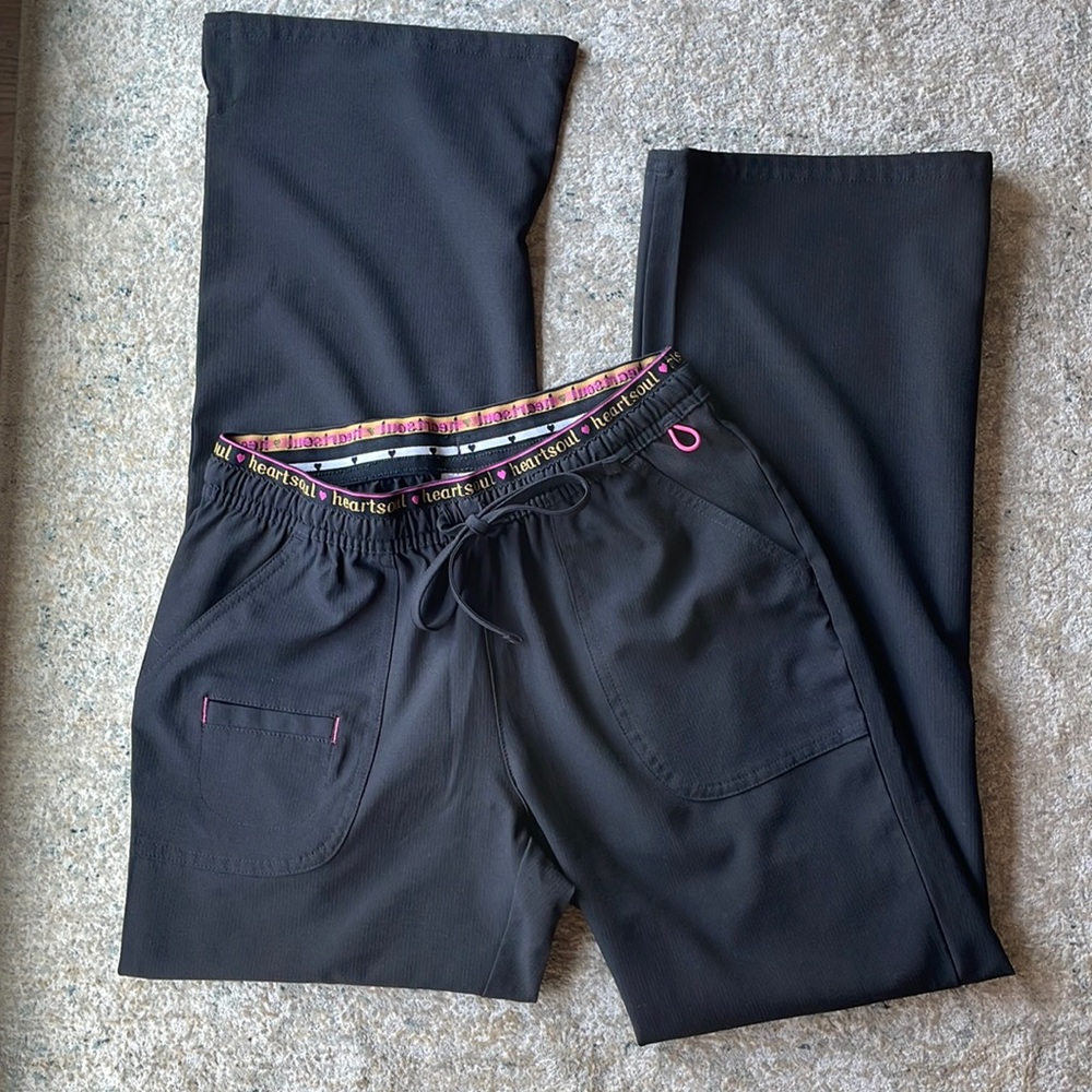 HeartSoul black scrub pants, XS petite